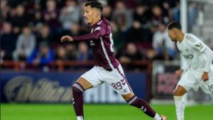 Κυζιρίδης: Γκολ του Μήνα η «οβίδα» απέναντι στην Φάλκιρκ