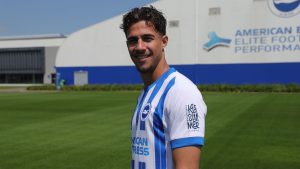 Κωστούλας: «Φανταζόμουν ότι ήμουν ο Αγουέρο… Πάντα ήθελα να γίνω πρωταθλητής στον Ολυμπιακό»