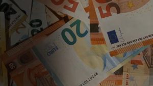 Δημόσιο χρέος: Στόχος η εξόφληση των διμερών δανείων του Α’ μνημονίου μια δεκαετία πριν τη λήξη τους