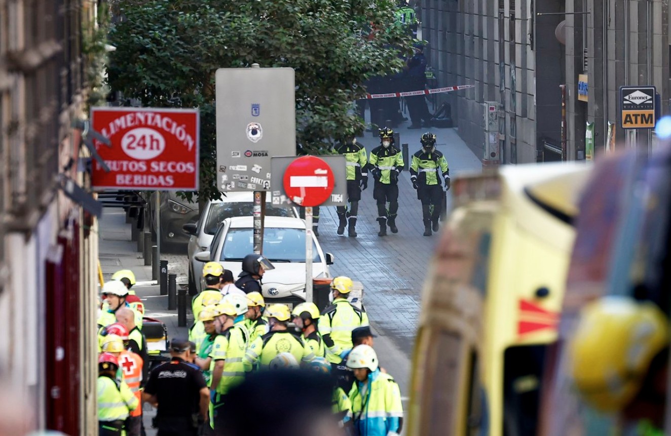 Ισπανία: Κατάρρευση κτιρίου στο κέντρο της Μαδρίτης - Τουλάχιστον τέσσερα άτομα εγκλωβισμένα