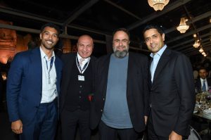 Παρών στο μέλλον!