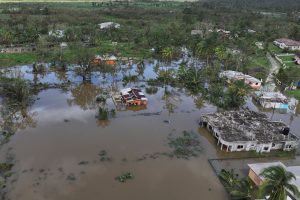 Τυφώνας Μελίσα: Γαλλικό πολεμικό πλοίο μετέφερε 40 τόνους ανθρωπιστικής βοήθειας στην Τζαμάικα