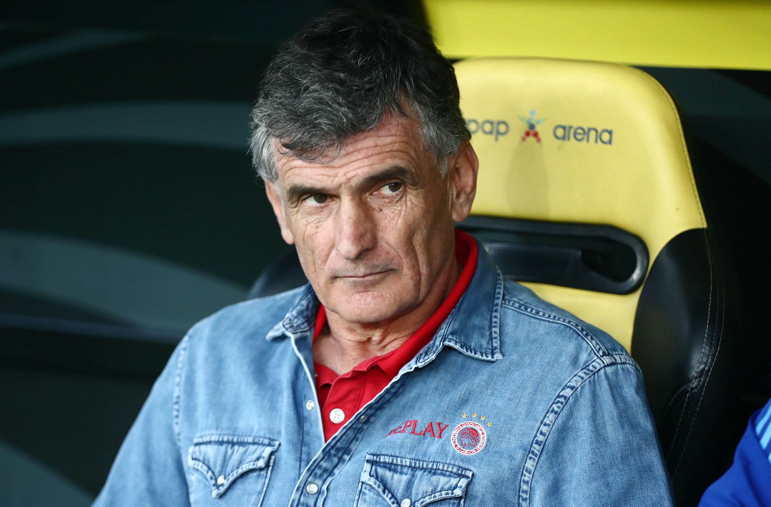 Η ανάγκη να «ανοίξουν» τα ρόστερ