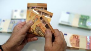 Φοροδιαφυγή ή πραγματική κρίση; Η αλήθεια πίσω από τα χαμηλά εισοδήματα των ελεύθερων επαγγελματιών