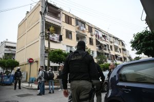 Επιχείρηση Δ.Α.Ο.Ε.: Εξαρθρώθηκε σπείρα που εκμεταλλευόταν αλλοδαπούς – Έξι συλλήψεις, ανάμεσά τους και ο «εγκέφαλος»