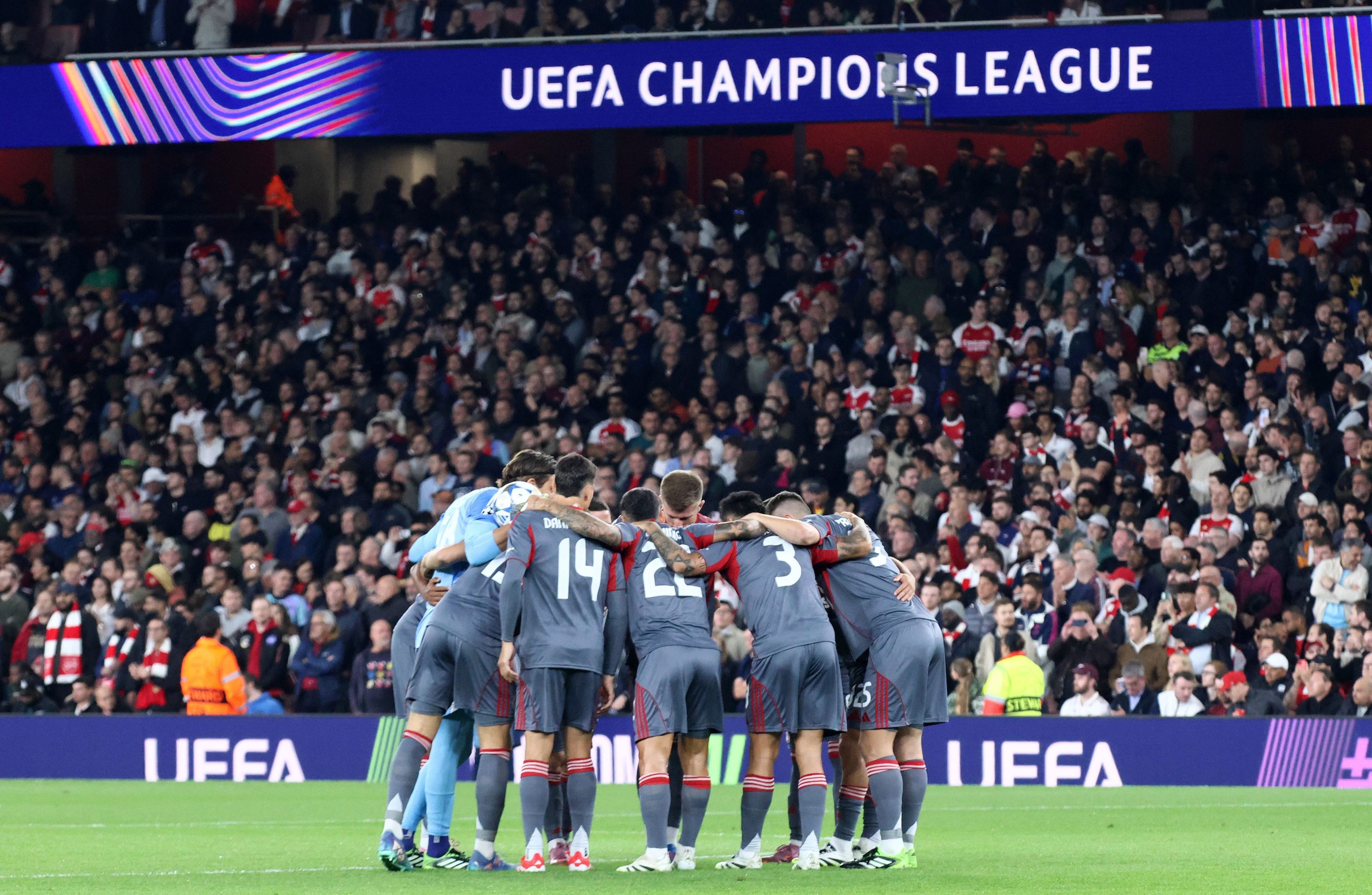 Ολυμπιακός: Το «Ευχαριστώ» στον κόσμο του για την στήριξη στο Λονδίνο