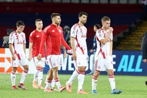 Κρίσιμη στροφή, σοβαρό διακύβευμα