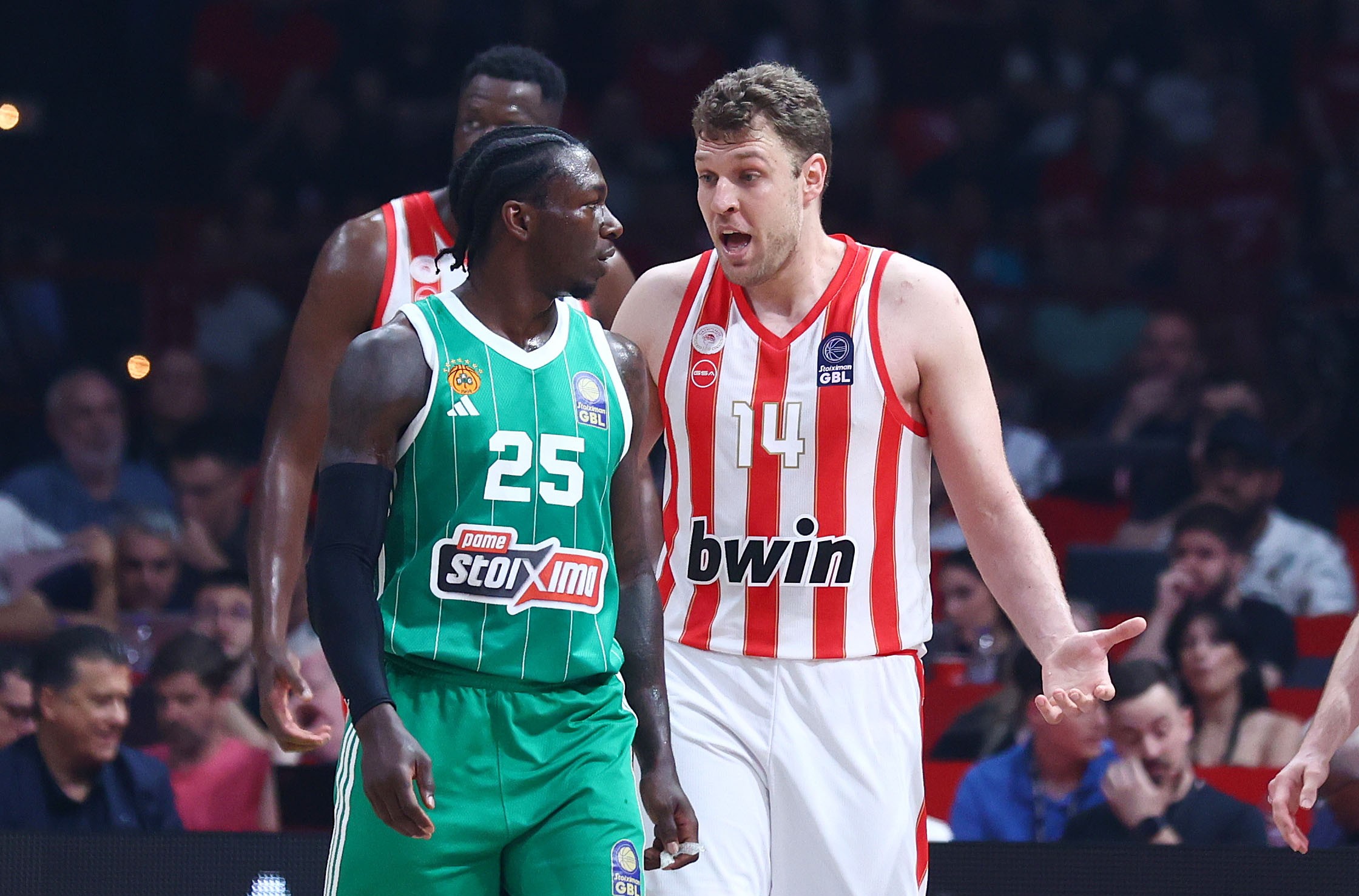 Το πρώτο ντέρμπι «αιωνίων» της σεζόν: Που θα δείτε τον αγώνα του Ολυμπιακού με τον Παναθηναϊκό AKTOR