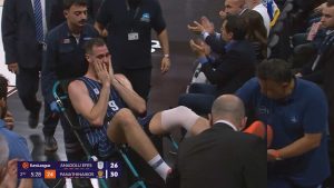 Παπαγιάννης: Υπέστη ρίξη χιαστού, τέλος η σεζόν για τον Έλληνα σέντερ