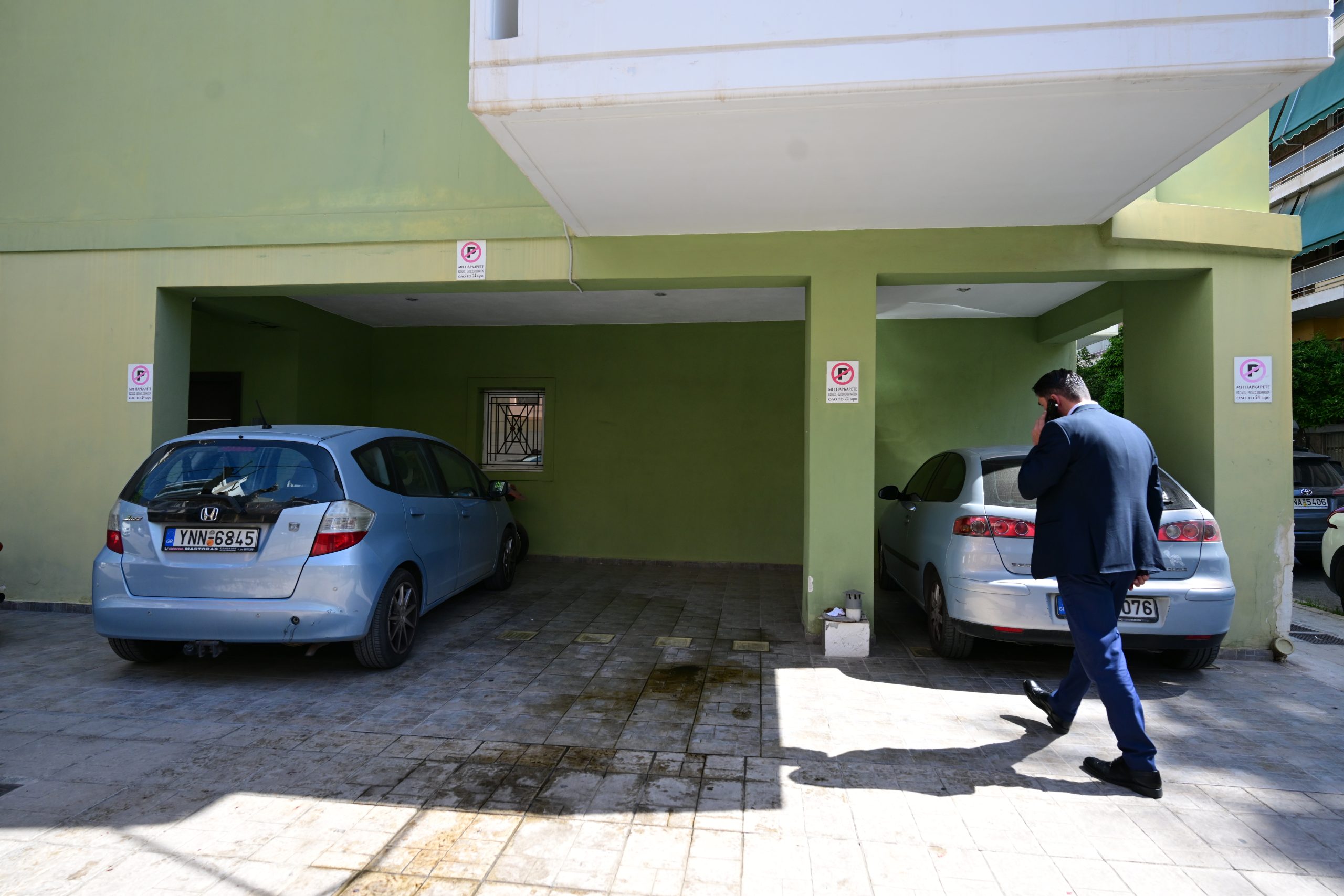 Χώροι στάθμευσης στις πολυκατοικίες: 13 αινίγματα και οι απαντήσεις τους για τις πιλοτές