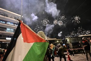 Βρετανία: H αστυνομία θα συλλαμβάνει όσους καλούν σε «ιντιφάντα»