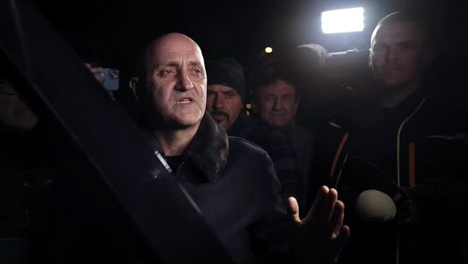 Οράτιου Πόρτα: Ο μισθοφόρος του Κρεμλίνου που κατηγορείται για σχεδιασμό πραξικοπηματος στην Ρουμανία – Κρατείται στα Ηνωμένα Αραβικά Εμιράτα Οράτιου Πόρτα: Ο μισθοφόρος του Κρεμλίνου που κατηγορείται για σχεδιασμό πραξικοπηματος στην Ρουμανία – Κρατείται στα Ηνωμένα Αραβικά Εμιράτα