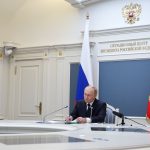 Ο Πούτιν λέει ότι η σύγκρουση στην Ουκρανία φθάνει στο τέλος της