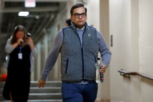 Τζορτζ Σάντος: Ο απατεώνας της πολιτικής γίνεται σύμβολο της ατιμωρησίας