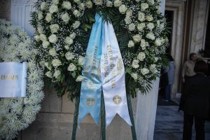 «Πού ήσουνα χθες Αριστερά μου;» – Η οργισμένη ανάρτηση του Οδυσσέα Ιωάννου για τις απουσίες από την κηδεία του Σαββόπουλου