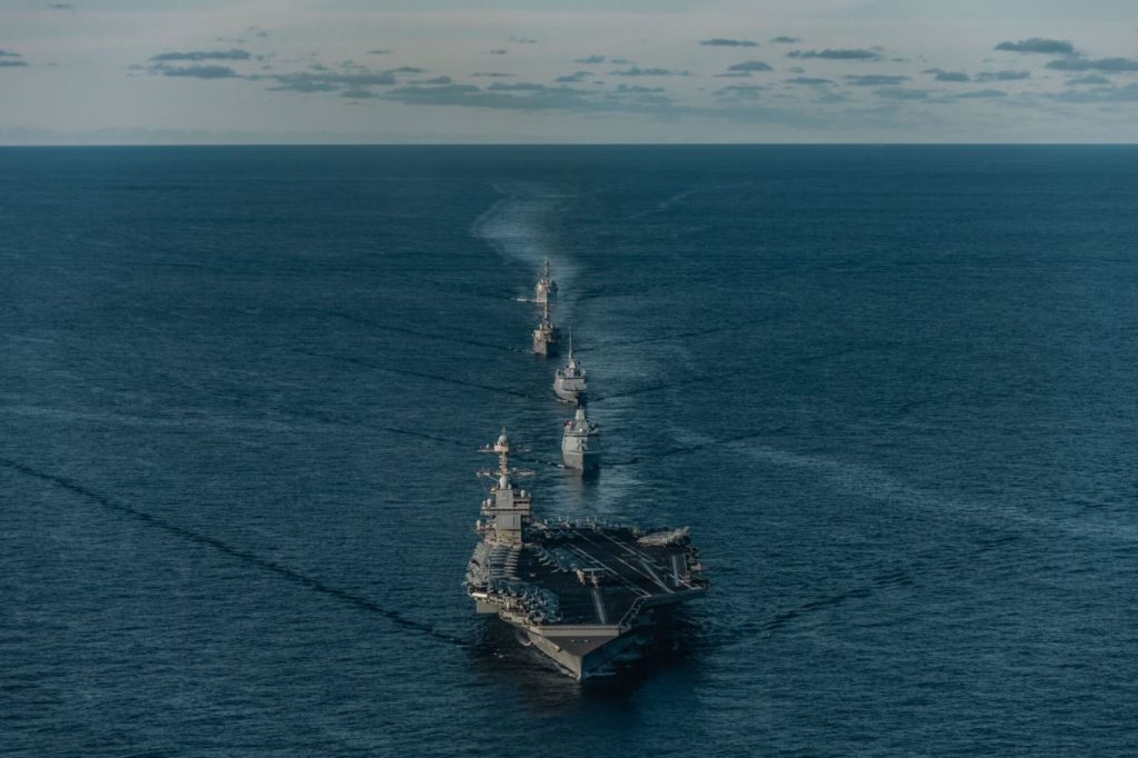 ΥΠΟΙΚ ΗΠΑ: Το Πολεμικό Ναυτικό θα προστατεύει πλοία στα Στενά του Ορμούζ όταν καταστεί δυνατό