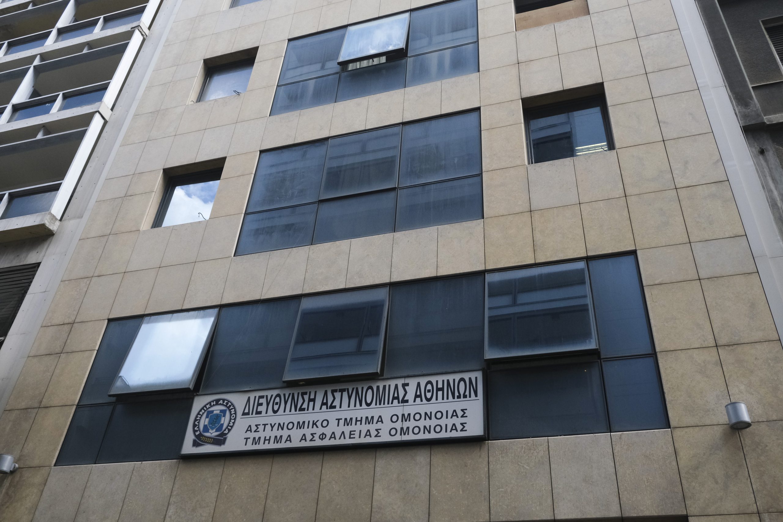 «Εμφραγμα» για τις νέες ταυτότητες - Ούτε για «δείγμα» ραντεβου έως τον Απρίλιο στην Αττική