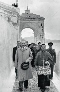 Ο Κόνραντ Αντενάουερ στη Σαντορίνη το 1954