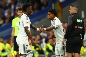 Τσάμπι Αλόνσο: «Κανένα θέμα με Βινίσιους, είναι φανταστικός»