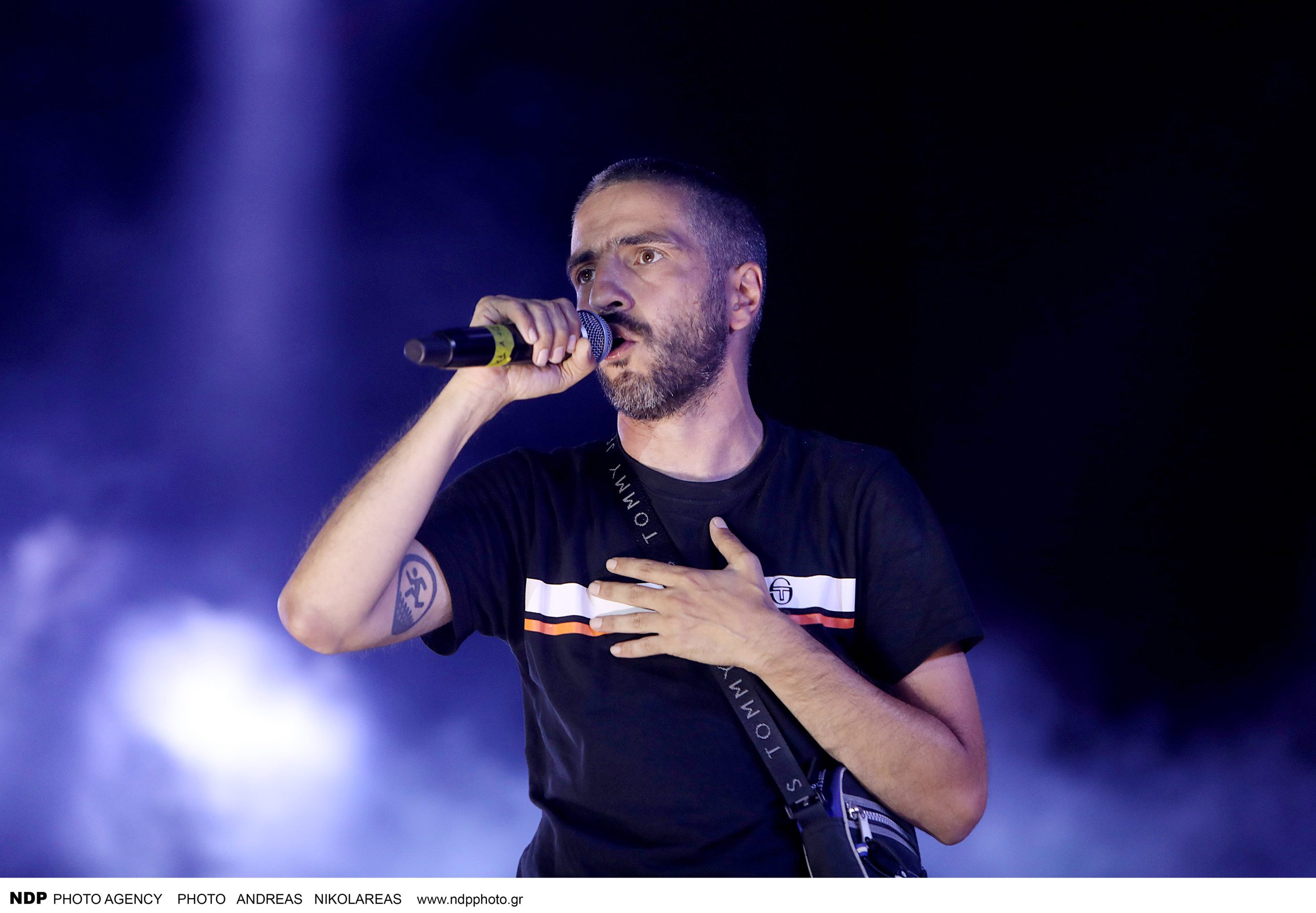 &Lambda;&Epsilon;&Xi;: &Sigma;ή&mu;&epsilon;&rho;&alpha; &eta; &sigma;&upsilon;&nu;&alpha;&upsilon;&lambda;ί&alpha; &tau;&omicron;&upsilon; &sigma;&tau;&omicron; &Kappa;&alpha;&upsilon;&tau;&alpha;&nu;&zeta;ό&gamma;&lambda;&epsilon;&iota;&omicron; - Ό&lambda;&alpha; ό&sigma;&alpha; &pi;&rho;έ&pi;&epsilon;&iota; &nu;&alpha; &gamma;&nu;&omega;&rho;ί&zeta;&epsilon;&tau;&epsilon;