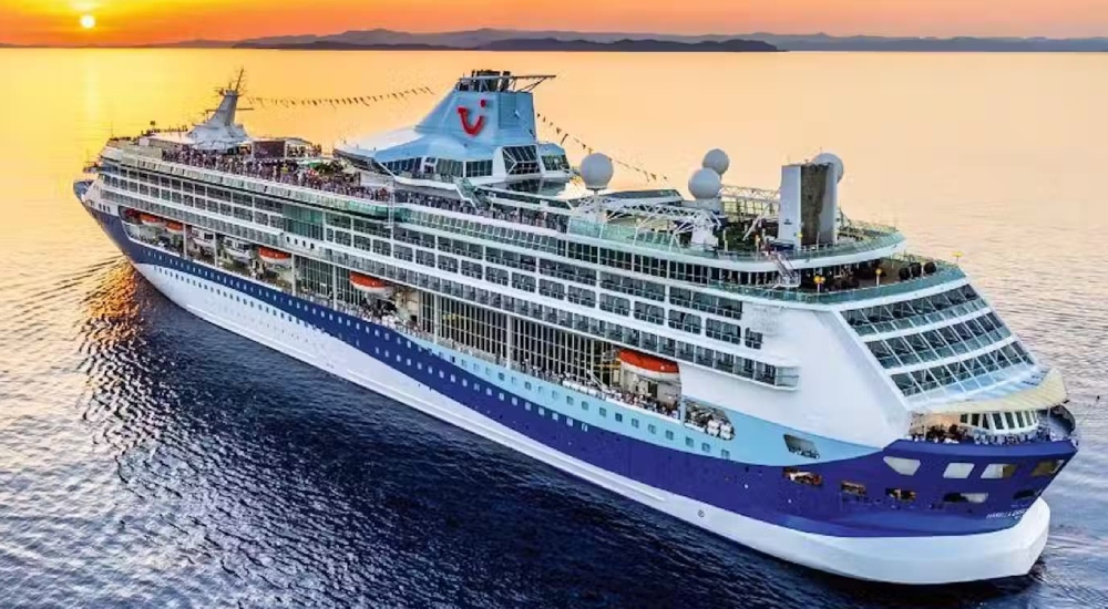 Αγωνία στα νερά της Τενερίφης: 76χρονος επιβάτης αγνοείται μετά από πτώση από κρουαζιερόπλοιο