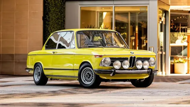 Μια BMW 2002 του 1972 έγινε από κλασική …ηλεκτρική