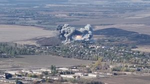 Η Ρωσία χτυπά την Ουκρανία με drones και πυραύλους – Τουλάχιστον επτά νεκροί στο Χάρκοβο