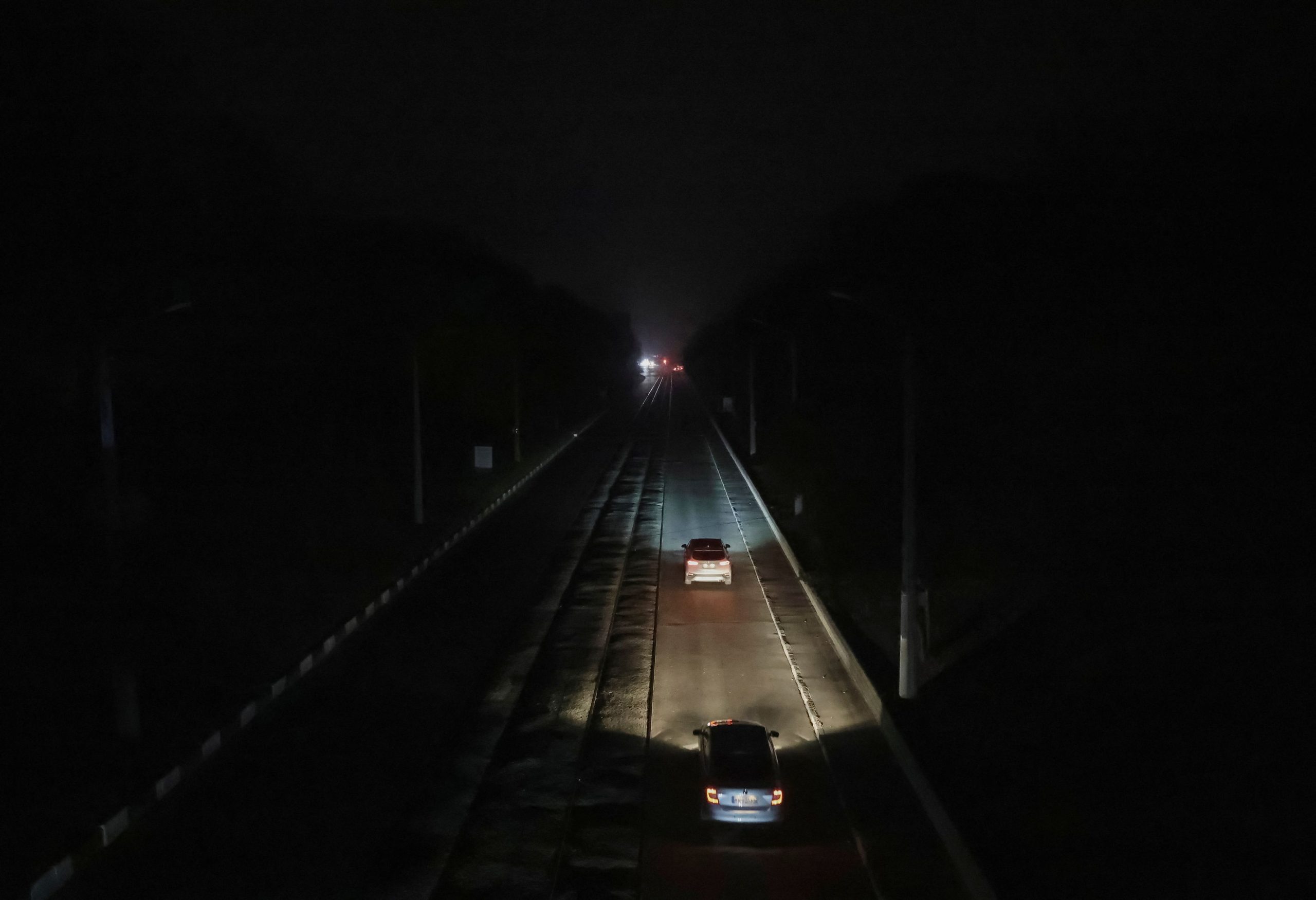 Σκοτάδι και ψύχος στην Ουκρανία: Η μάχη για τον χειμώνα υπό ρωσικές επιθέσεις