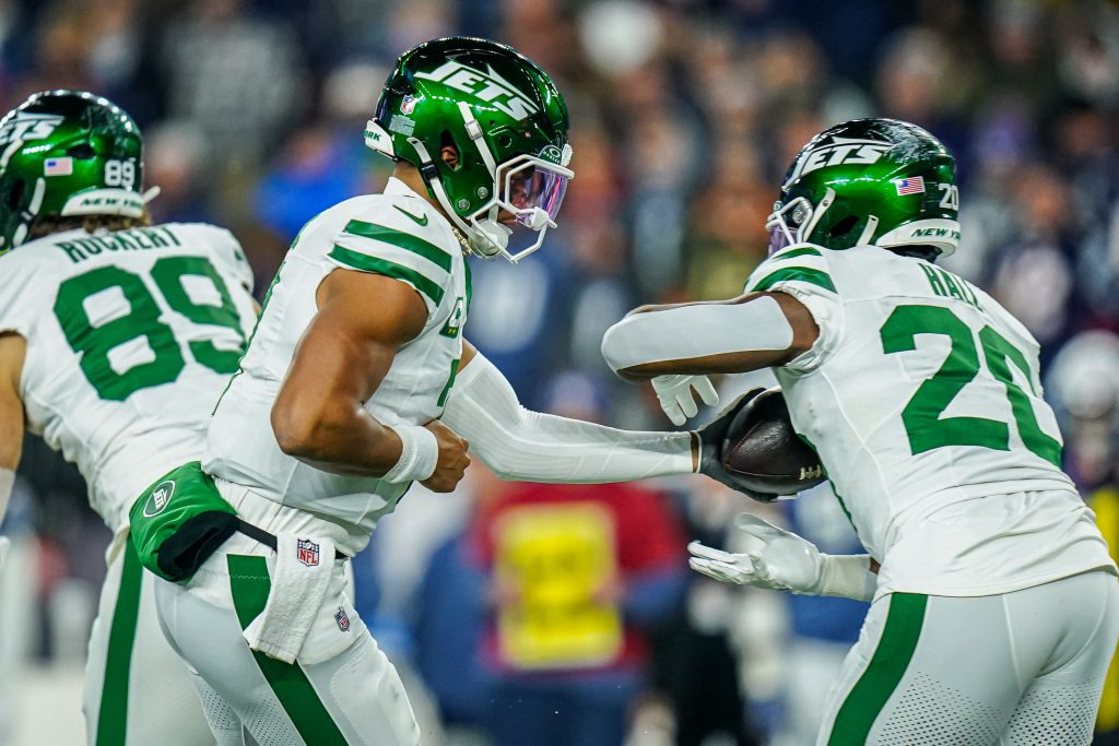 Aμερικανικό ποδόσφαιρο στην Ελλάδα: Οι Chargers φέρνουν το μέλλον του NFL στη Σαντορίνη