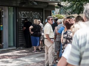 Συντάξεις Ιανουαρίου: Ποιοι είναι οι πρώτοι που παίρνουν τα λεφτά πριν τις γιορτές