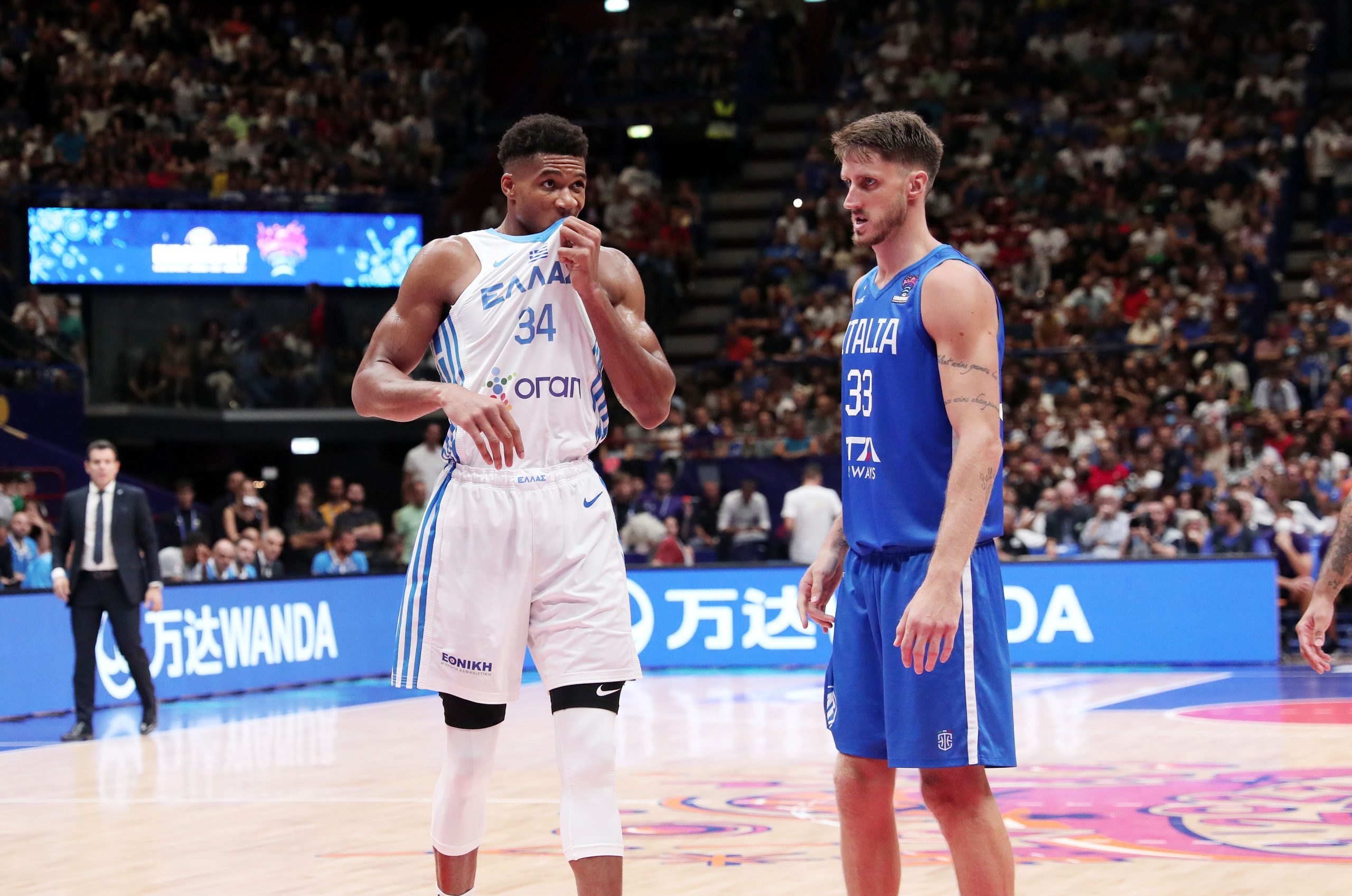 &Omicron; &Alpha;&rho;&chi;&eta;&gamma;ό&sigmaf; &pi;&omicron;&upsilon; &delta;ί&nu;&epsilon;&iota; &tau;&eta;&nu; &mu;&epsilon;&gamma;&alpha;&lambda;ύ&tau;&epsilon;&rho;&eta; &laquo;&mu;ά&chi;&eta;&raquo; &epsilon;&kappa;&tau;ό&sigmaf; &pi;&alpha;&rho;&kappa;έ: &Omicron; &Alpha;&kappa;ί&lambda;&epsilon; &Pi;&omicron;&lambda;&omicron;&nu;ά&rho;&alpha; &kappa;&lambda;ή&theta;&eta;&kappa;&epsilon; &sigma;&tau;&eta;&nu; &Epsilon;&theta;&nu;&iota;&kappa;ή &Iota;&tau;&alpha;&lambda;ί&alpha;&sigmaf;