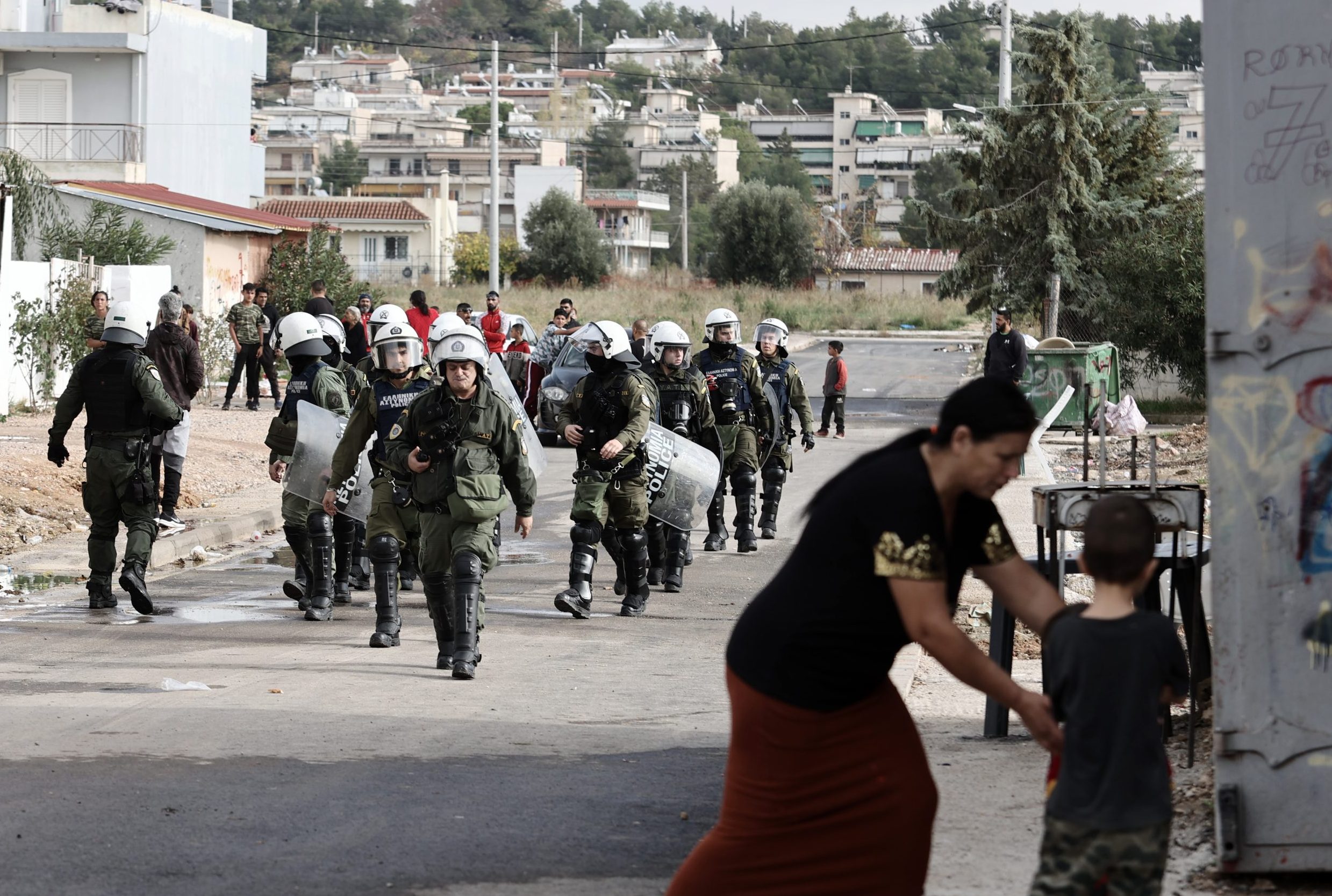 Το ελληνικό FBI εντός των καταυλισμών Ρομά - Τι προβλέπει η επιχείρηση