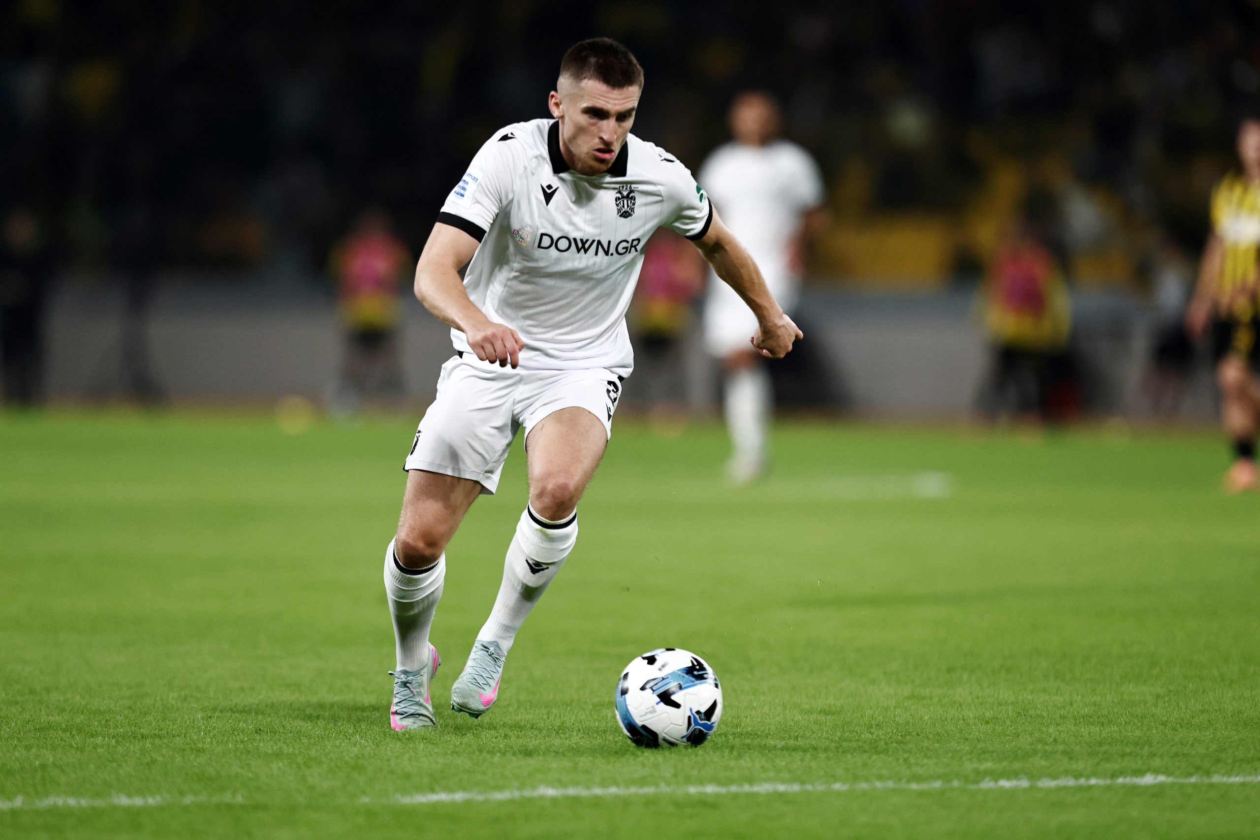 &Tau;&zeta;ό&nu;&tau;&zeta;&omicron; &Kappa;έ&nu;&iota;: &laquo;&Kappa;ά&theta;&epsilon; &pi;&alpha;&iota;&chi;&nu;ί&delta;&iota; &mu;&epsilon;&tau;&rho;ά&epsilon;&iota; &ndash; &Mu;έ&nu;&omicron;&upsilon;&mu;&epsilon; &sigma;&tau;&omicron; 100% &gamma;&iota;&alpha; &nu;&alpha; &phi;&tau;ά&sigma;&omicron;&upsilon;&mu;&epsilon; &sigma;&tau;&omicron;&upsilon;&sigmaf; &sigma;&tau;ό&chi;&omicron;&upsilon;&sigmaf; &mu;&alpha;&sigmaf;&raquo;