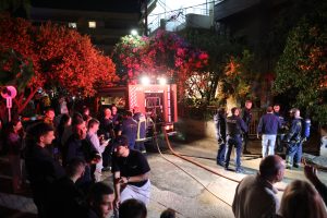 Θεσσαλονίκη: Απεγκλωβίστηκε το ζευγάρι των ηλικιωμένων μετά την πυρκαγιά στο διαμέρισμα τους