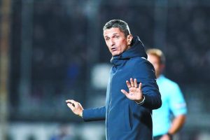 Ο Ραζβάν Λουτσέσκου αγοράζει σπίτι στη Θεσσαλονίκη