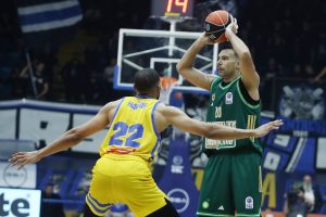 Στιγμή fair play στο «Ανδρέας Παπανδρέου»: Ο Σλούκας κάνει φάουλ για να σκοράρει ο νεαρός Παπαγεωργίου