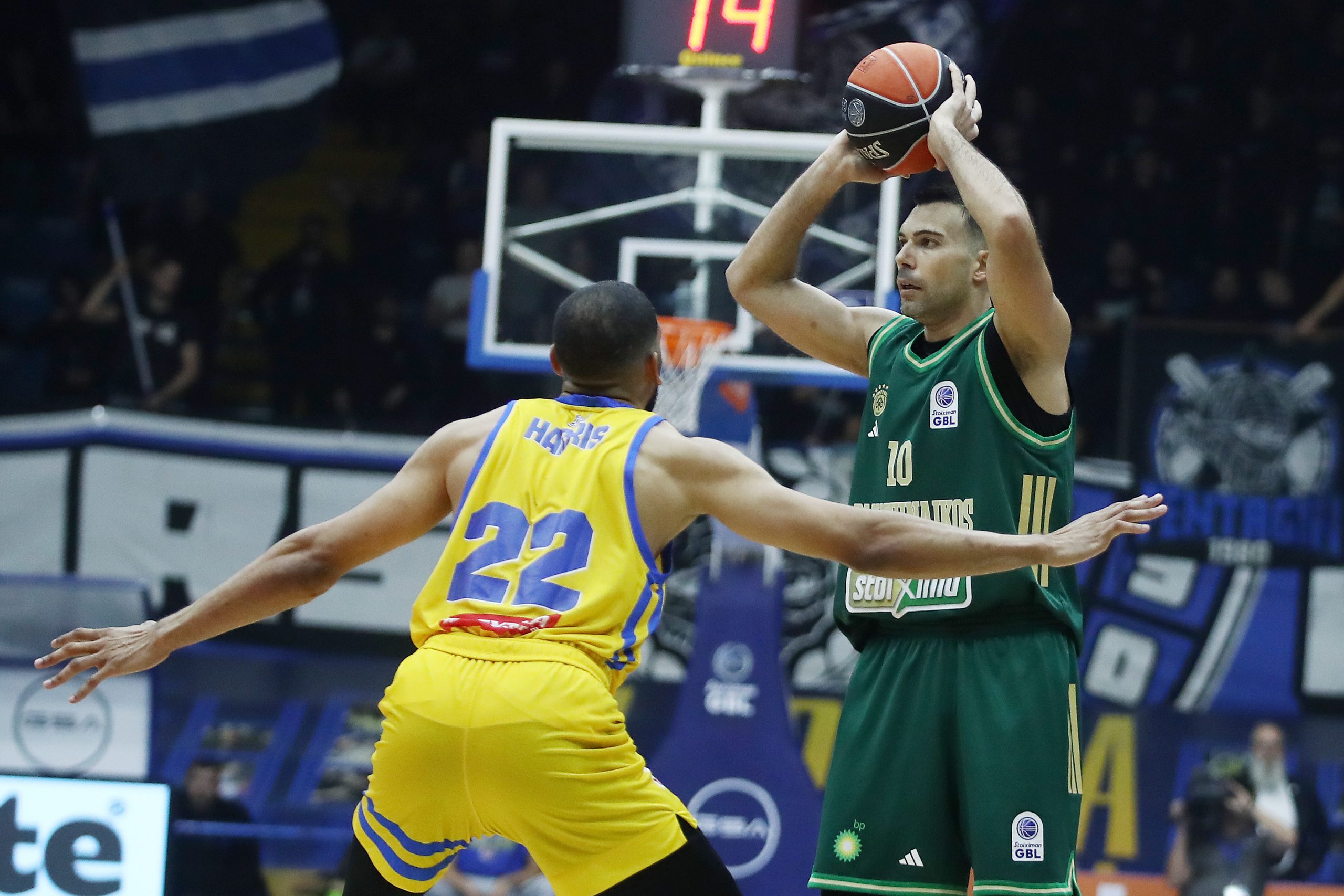 Στιγμή fair play στο «Ανδρέας Παπανδρέου»: Ο Σλούκας κάνει φάουλ για να σκοράρει ο νεαρός Παπαγεωργίου