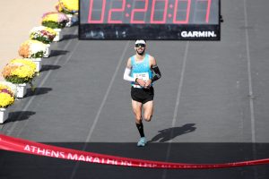 42ος Αυθεντικός Μαραθώνιος: Τερμάτισε σε κλίμα αποθέωσης στο Καλλιμάρμαρο ο Παναγιώτης Καραΐσκος