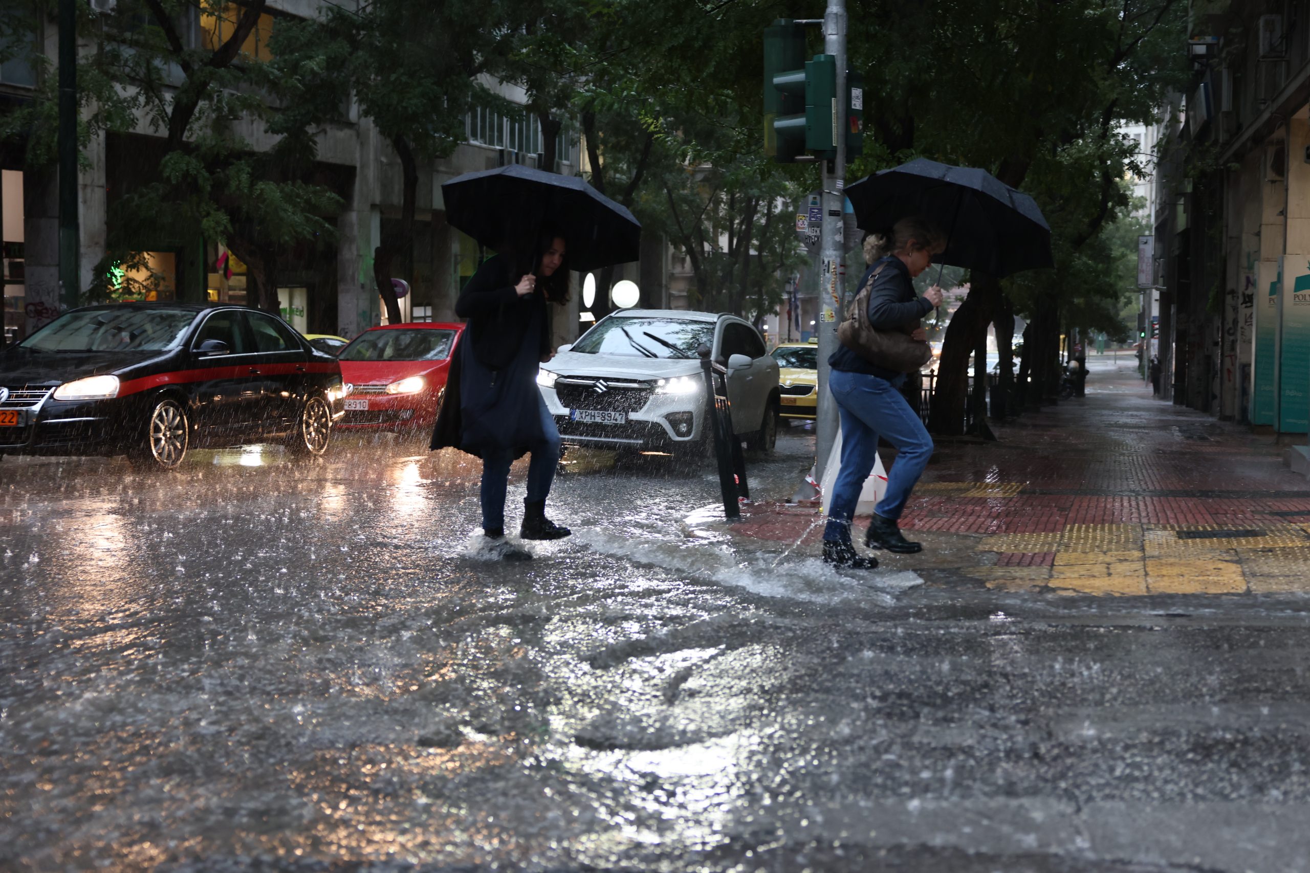 Έρχεται σφοδρό κύμα κακοκαιρίας τύπου «Π»: Πότε ξεκινάει - Οι περιοχές θα πληγούν
