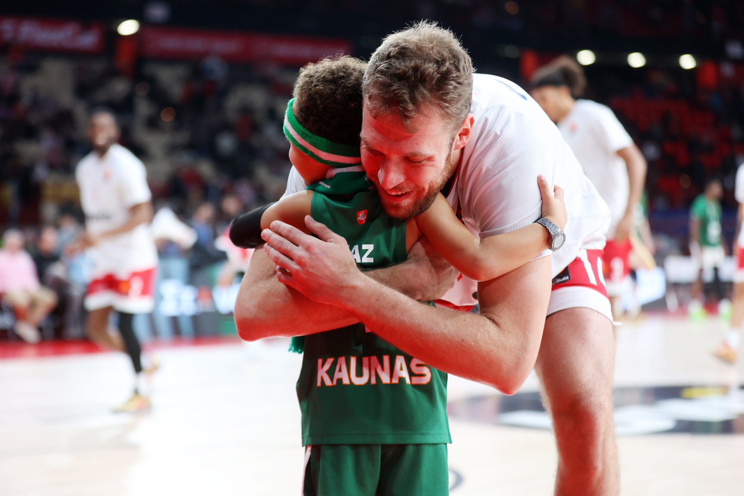 &Eta; &tau;&rho;&upsilon;&phi;&epsilon;&rho;ή &alpha;&gamma;&kappa;&alpha;&lambda;&iota;ά &Beta;&epsilon;&zeta;έ&nu;&kappa;&omicron;&phi; &mu;&epsilon; &tau;&omicron;&nu; &gamma;&iota;&omicron; &tau;&omicron;&upsilon; &Nu;ά&iota;&tau;&zeta;&epsilon;&lambda; &Gamma;&omicron;&upsilon;ί&lambda;&iota;&alpha;&mu;&sigmaf;-&Gamma;&kappa;&omicron;&sigmaf; &pi;&rho;&iota;&nu; &tau;&omicron;&nu; &alpha;&gamma;ώ&nu;&alpha;