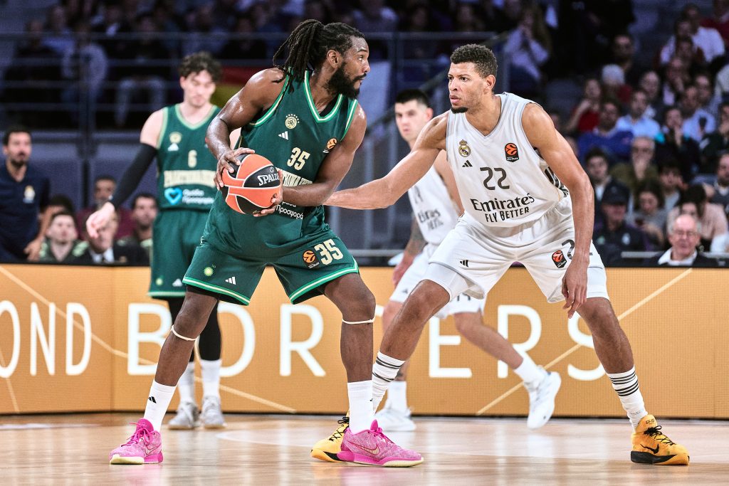 Κένεθ Φαρίντ: Το συμβόλαιο του «Manimal» με τον Παναθηναϊκό AKTOR