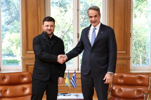 Επίσκεψη Ζελένσκι: Δύο συμφωνίες για στήριξη της Ουκρανίας