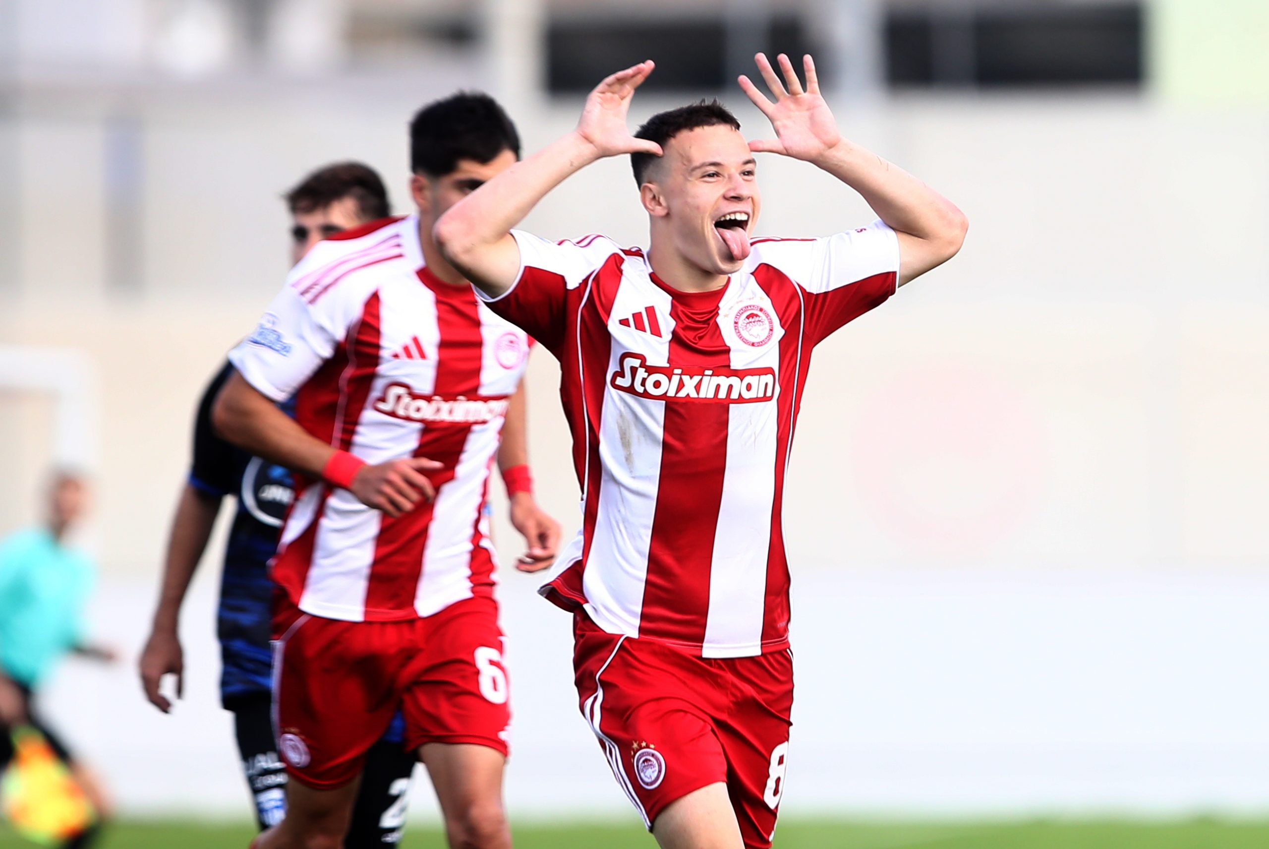 Ολυμπιακός Β' - Ελλάς Σύρου 2-2: Λάμψη Πνευμονίδη &ka