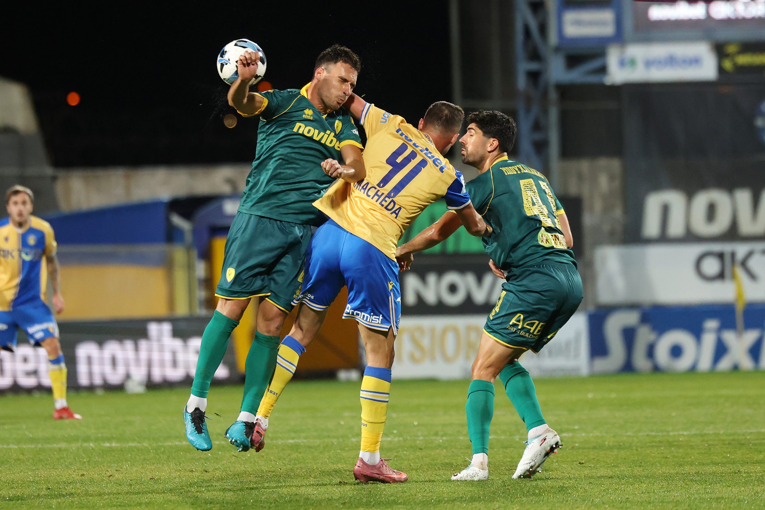 &Alpha;&sigma;&tau;έ&rho;&alpha;&sigmaf; AKTOR - &Pi;&alpha;&nu;&alpha;&iota;&tau;&omega;&lambda;&iota;&kappa;ό&sigmaf; 1-1: &Iota;&sigma;&omicron;&pi;&alpha;&lambda;ί&alpha; &sigma;&tau;&omicron; &phi;&iota;&nu;ά&lambda;&epsilon; &mu;&epsilon; &gamma;&kappa;&omicron;&lambda; &tau;&omicron;&upsilon; &Alpha;&gamma;&kappa;ί&rho;&epsilon;