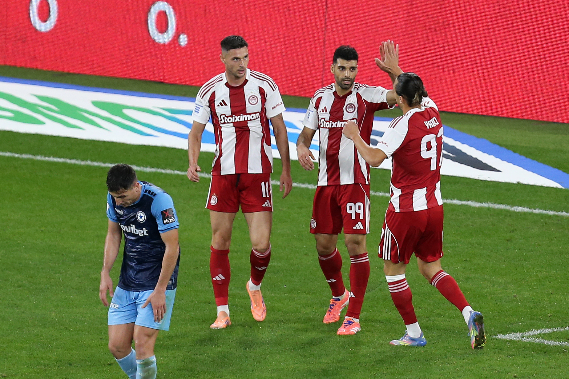 Ολυμπιακός: Υποδέχεται τη Ρεάλ Μαδρίτης για να συνεχίσει το εντυπωσιακό του σερί στο «κάστρο» του