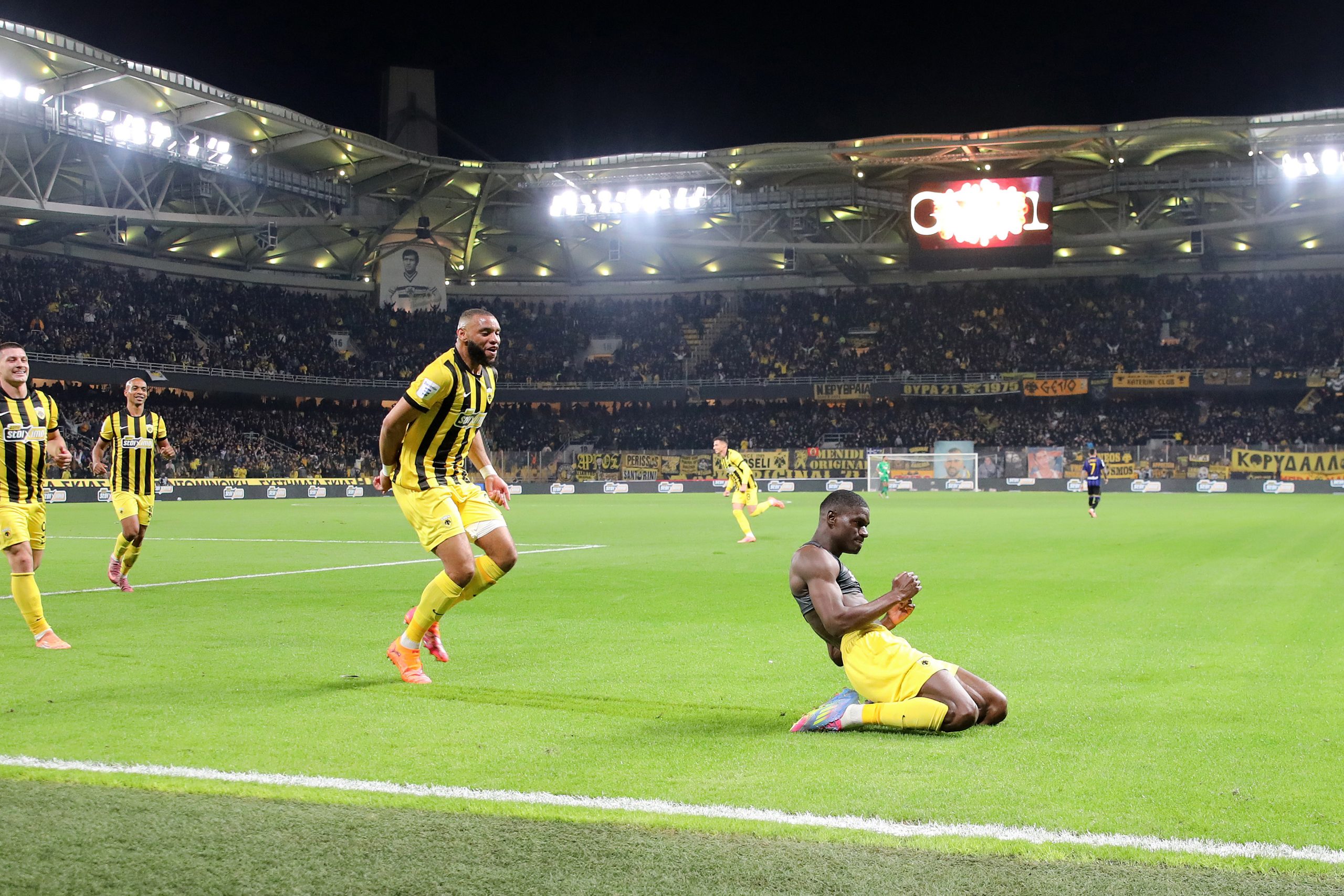 ΑΕΚ - Άρης 1-0: Με το «αγαπημένο» της σκορ η «Ένωση», λυτρωτής ο Ζίνι