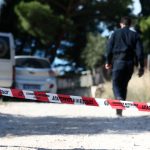 Σοκ στη Νέα Πέραμο: Το αλκοόλ, η βία και η φτώχεια που οδήγησαν στο φονικό – Οι μαρτυρίες για τα τρία αδέλφια