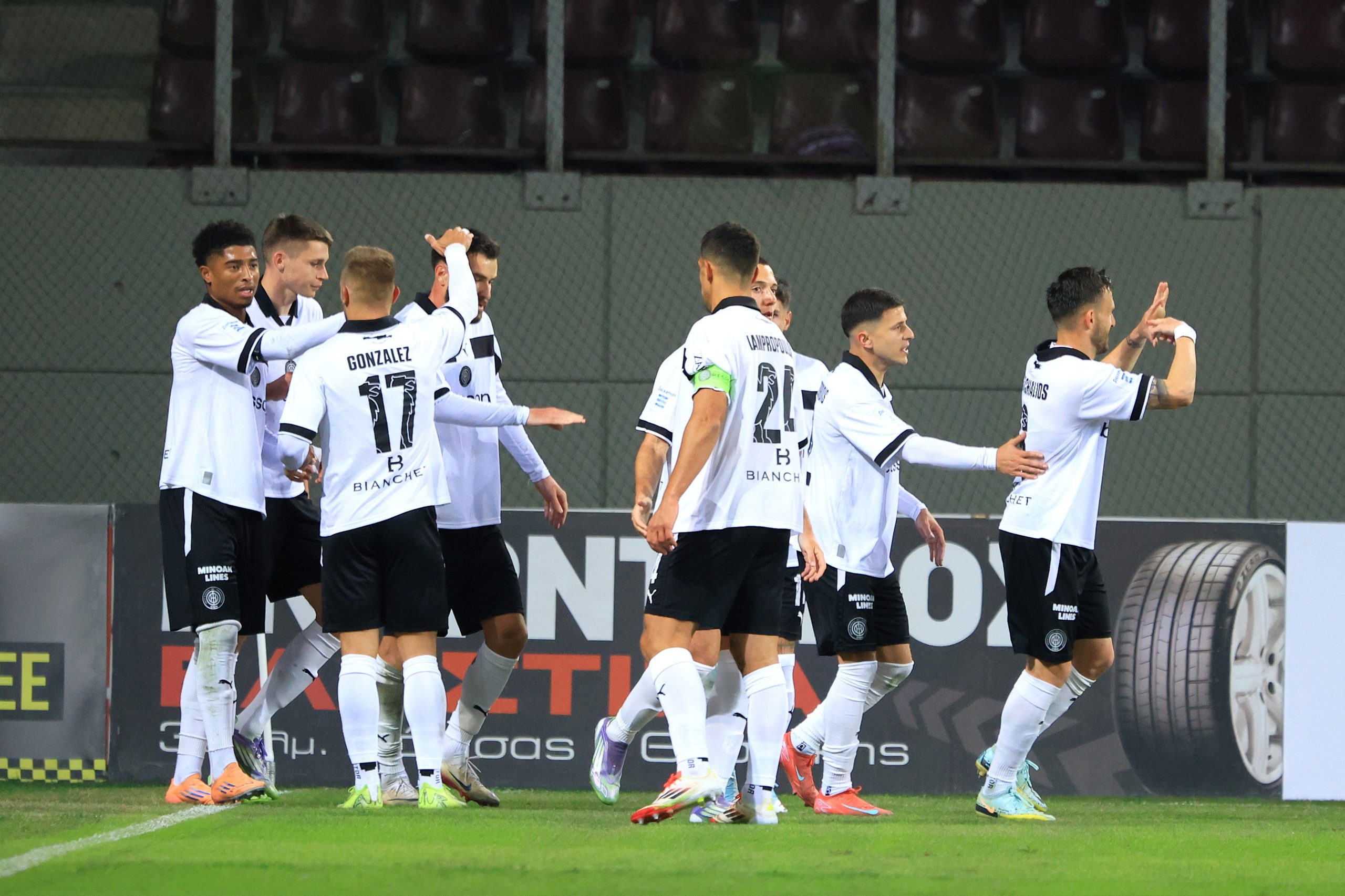 &Alpha;&Epsilon;&Lambda; Novibet - &Omicron;&Phi;&Eta; 1-2: &Tau;&rho;ί&pi;&omicron;&nu;&tau;&omicron; &laquo;&alpha;&nu;ά&sigma;&alpha;&raquo; &gamma;&iota;&alpha; &tau;&omicron;&upsilon;&sigmaf; &Kappa;&rho;&eta;&tau;&iota;&kappa;&omicron;ύ&sigmaf; &pi;&omicron;&upsilon; &phi;&epsilon;ύ&gamma;&omicron;&upsilon;&nu; &mu;&epsilon; &tau;&omicron; &tau;&rho;ί&pi;&omicron;&nu;&tau;&omicron; &alpha;&pi;ό &tau;&eta;&nu; έ&delta;&rho;&alpha; &tau;&eta;&sigmaf; &Alpha;&Epsilon;&Lambda; Novibet