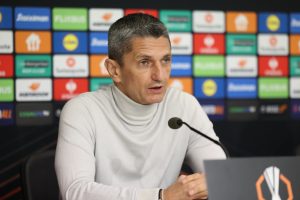 Λουτσέσκου: «Έχουμε χτίσει μια ομάδα που δύσκολα χάνει»