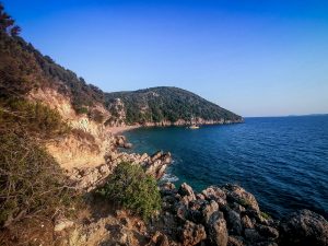 Ο χαμένος θησαυρός της Φοινικούντας: Το μυστήριο που στοιχειώνει τη Μεσσηνία